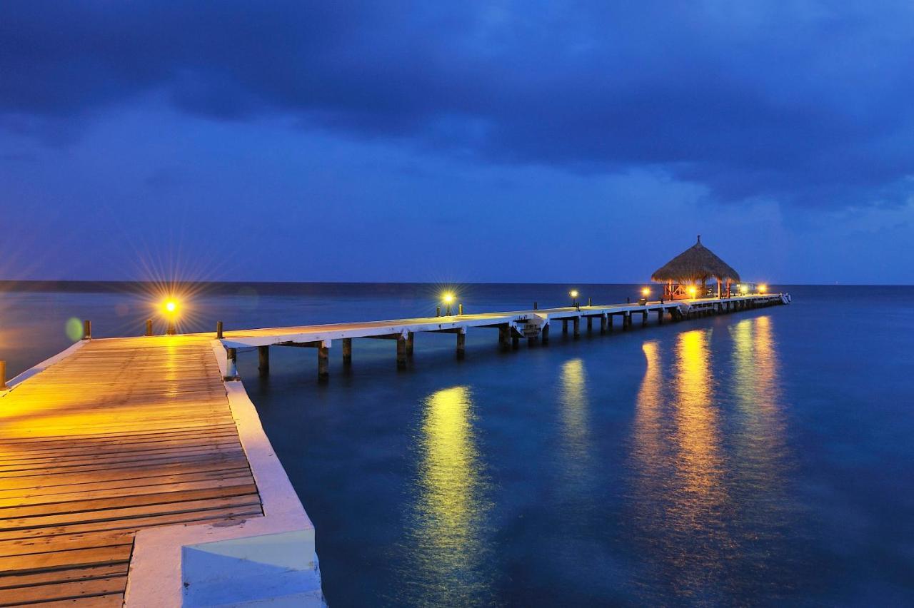 Eriyadu Island Resort Reethi Rah Exteriör bild